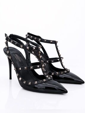 Valentino Garavani Rockstud Patent Leather Pumps Black Size 37